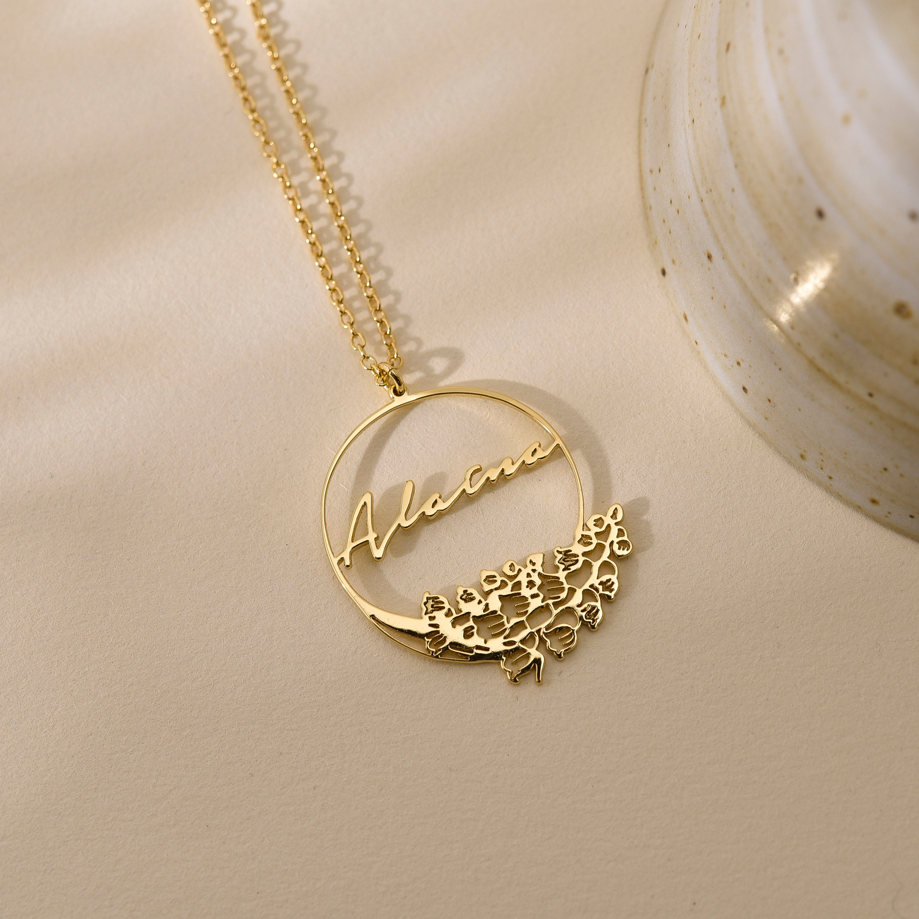 Personalized Birthflower Necklace