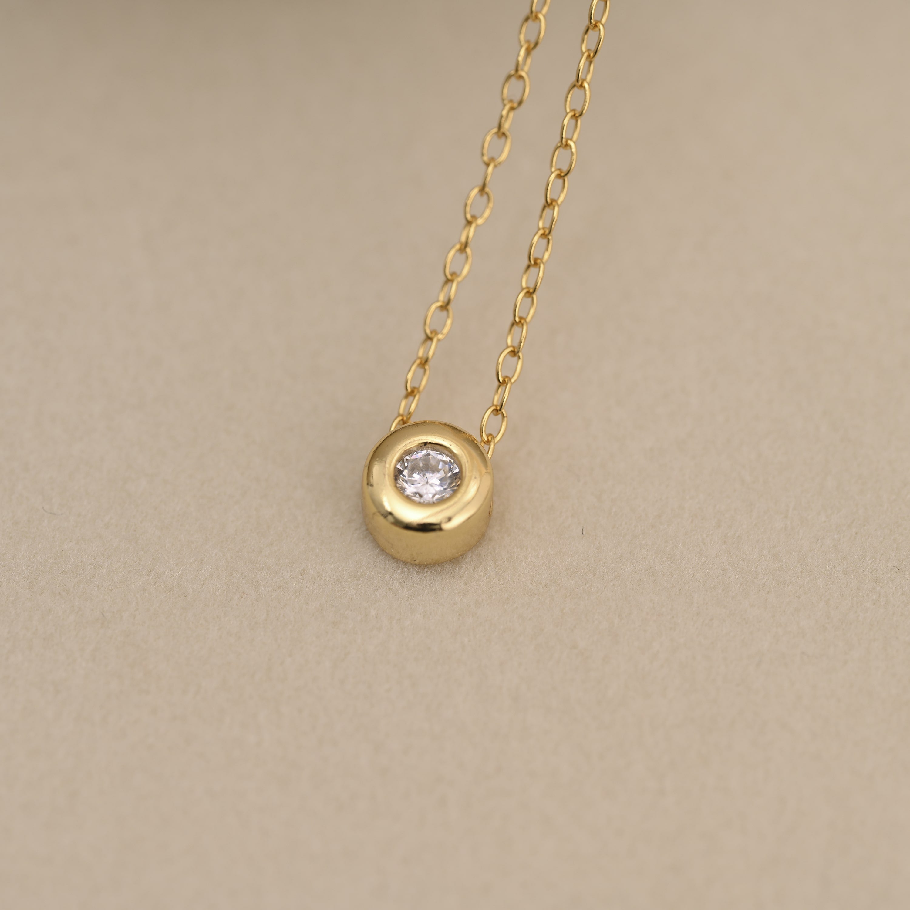 Round Diamond Necklace