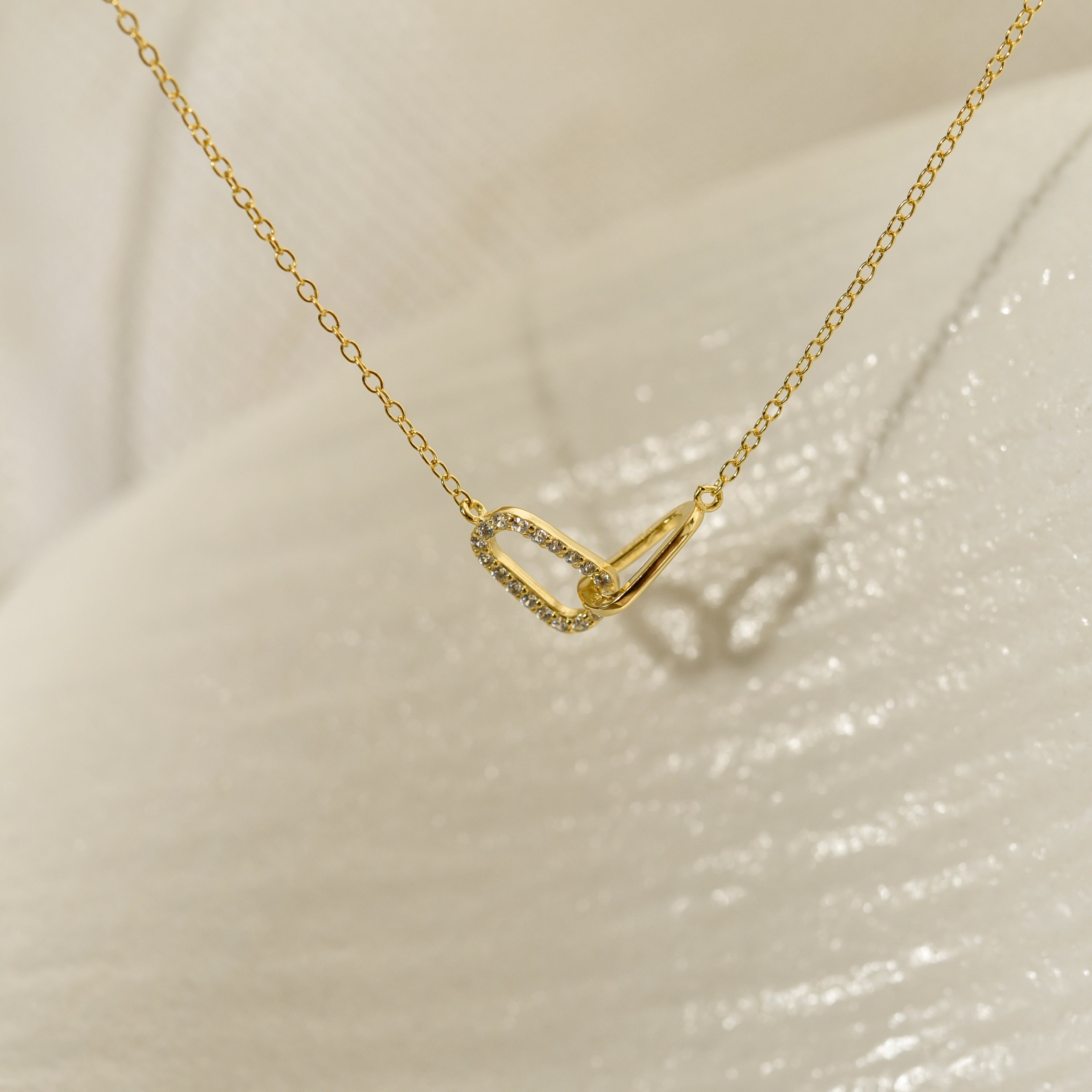 Interlocking Necklace