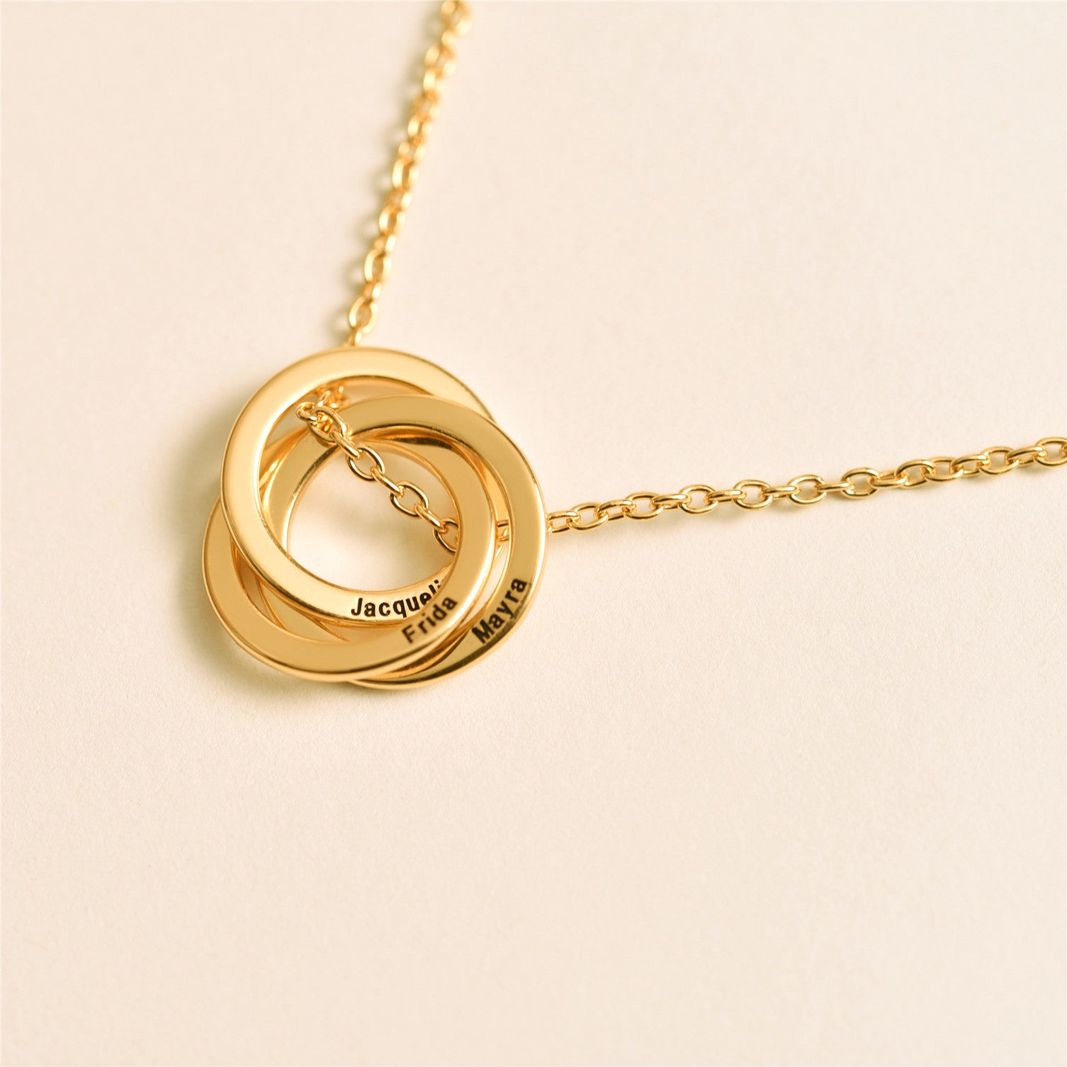 Linked Circled Necklace-4