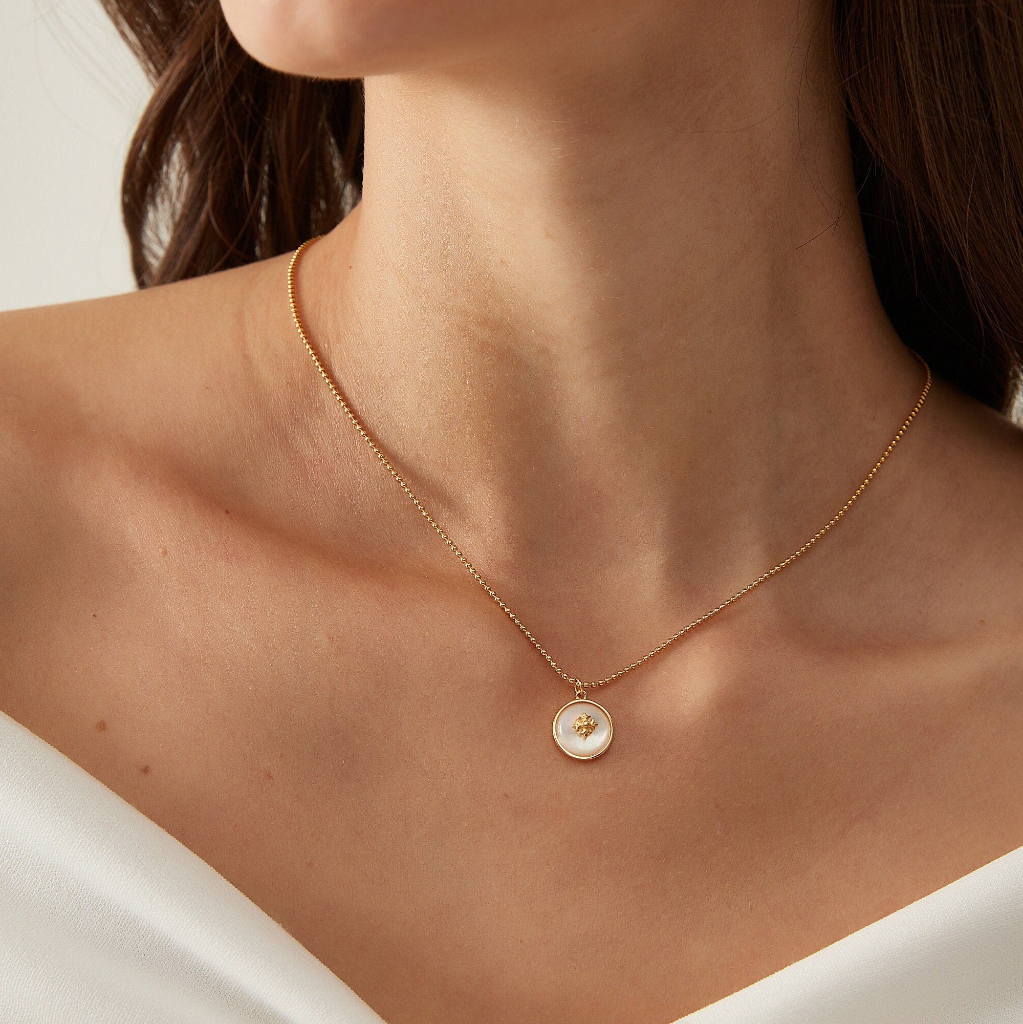 Elegant Mother of Pearl Necklace|Sterling Silver Pendant Necklace| Daily wear necklace|Gift for mother|Anniversary Gift|SN-1573G