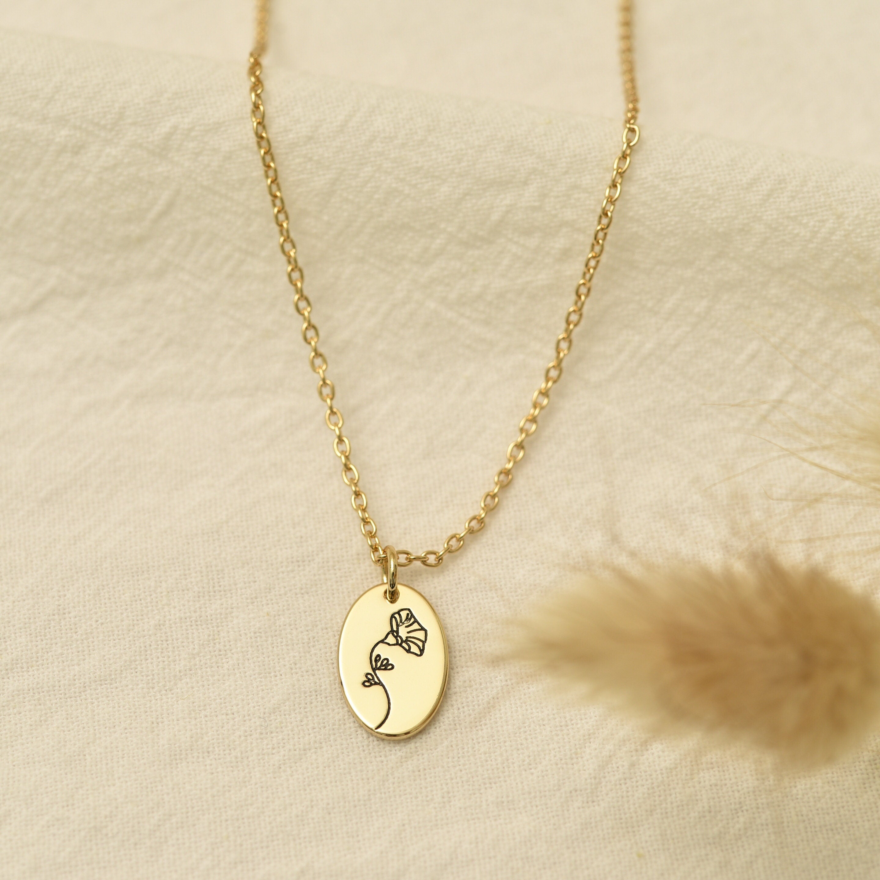 Personalized Birthflower Necklace