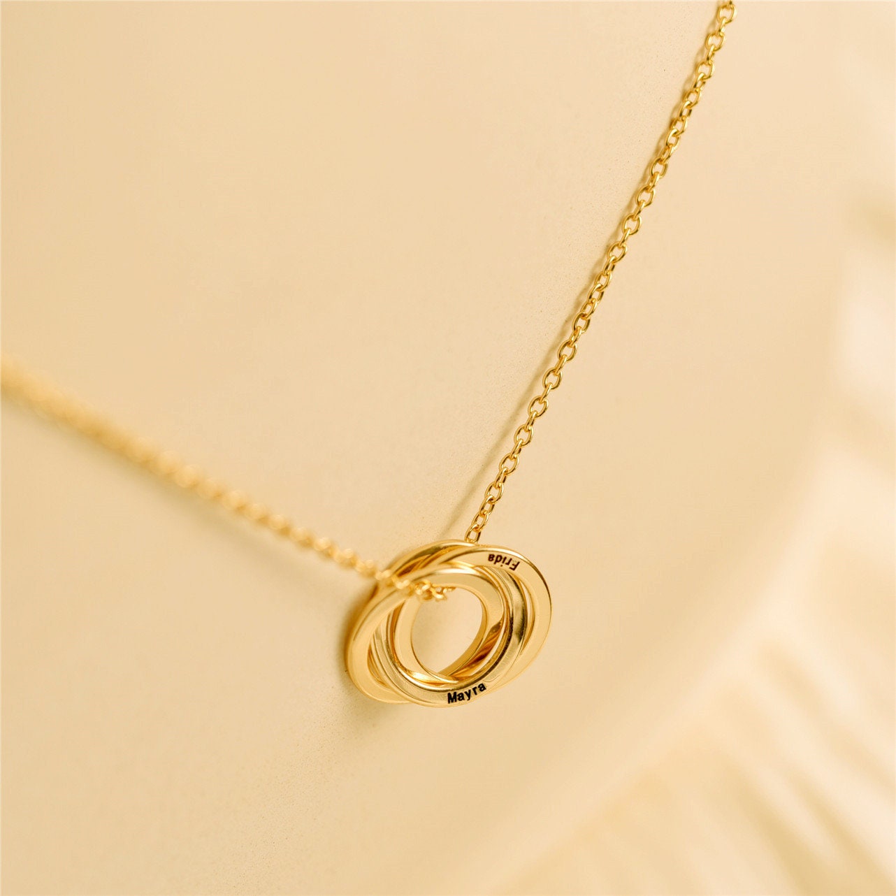 Linked Circled Necklace