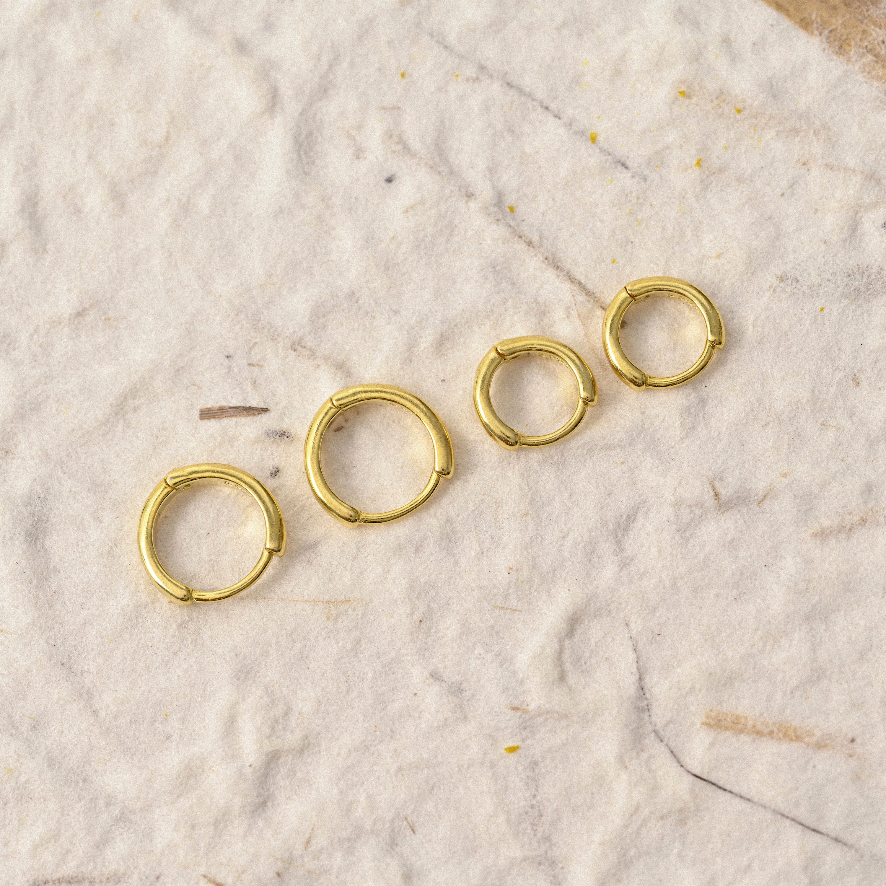 14k Gold Simple Hoop Earrings, Dainty Huggie Hoops, Minimalist Patterned Earrings, Gift For Her, K0017