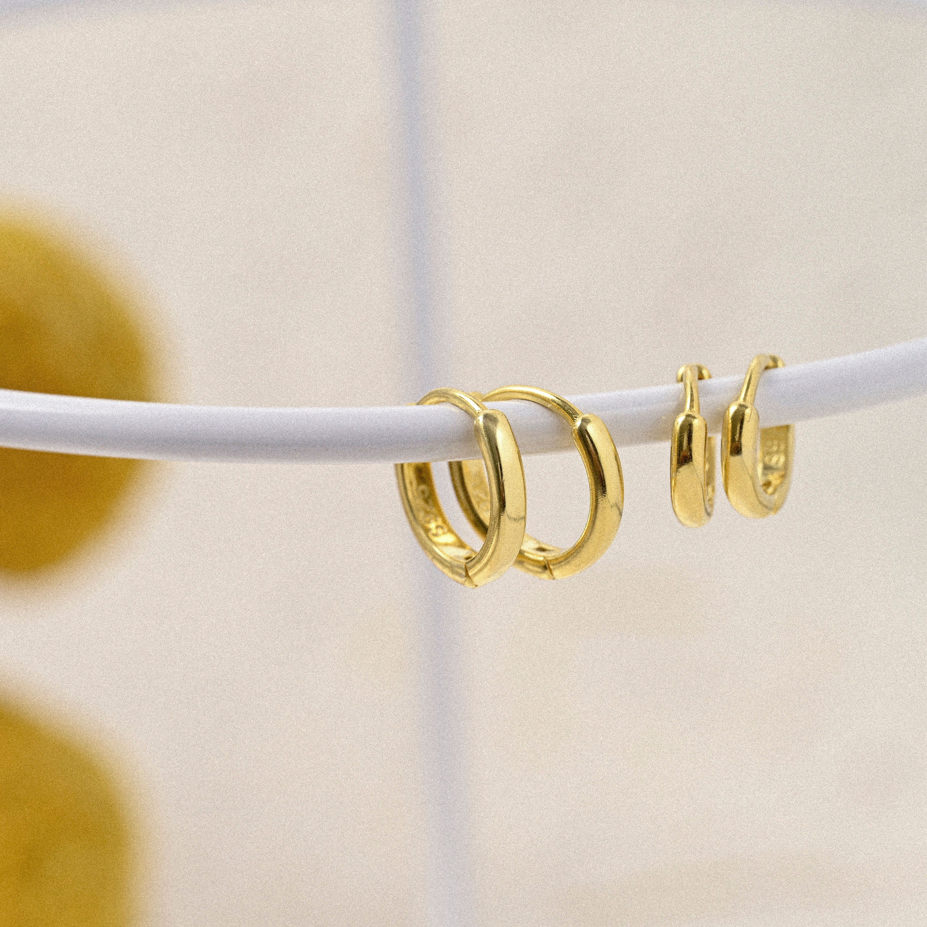 14k Gold Simple Hoop Earrings, Dainty Huggie Hoops, Minimalist Patterned Earrings, Gift For Her, K0017