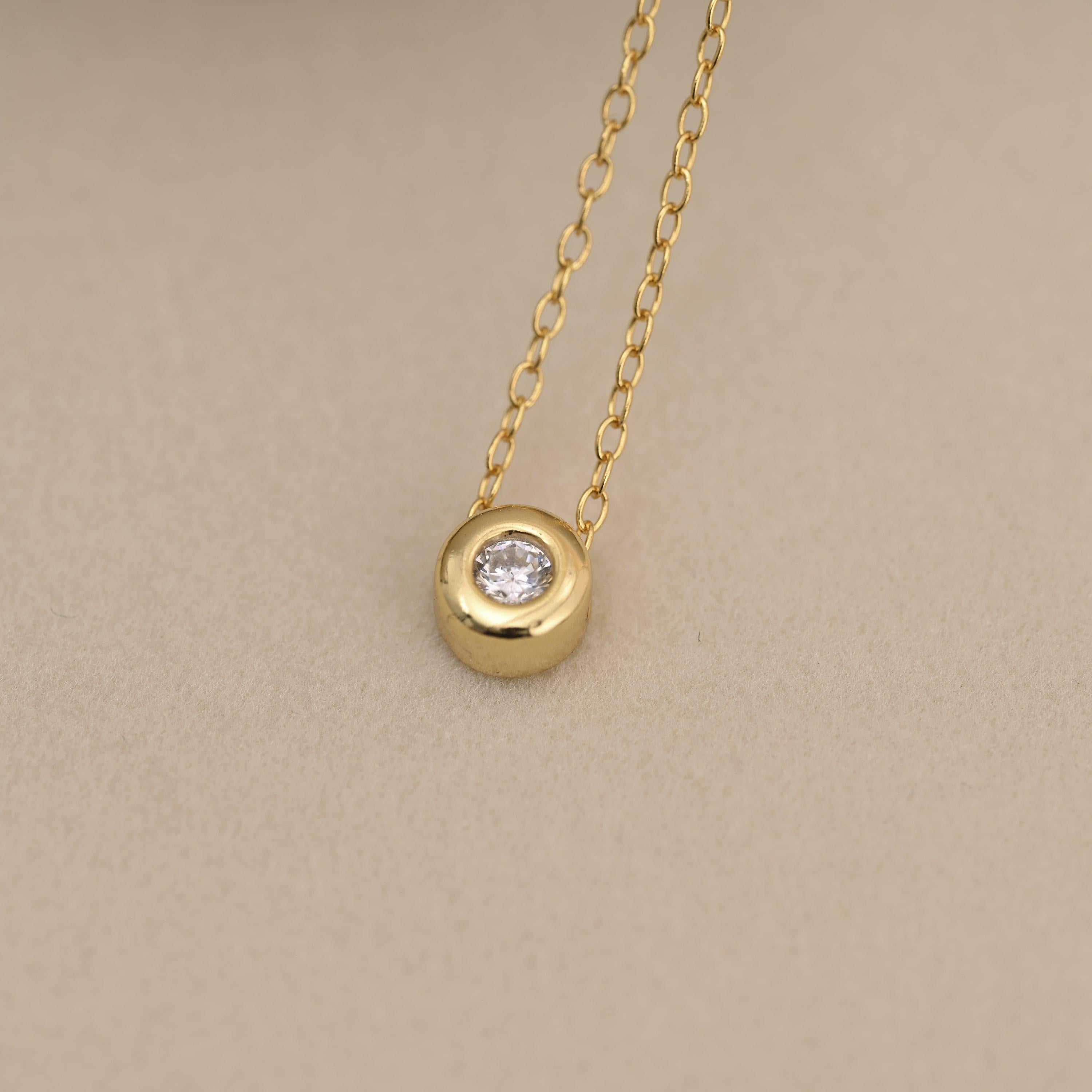 Round Diamond Necklace