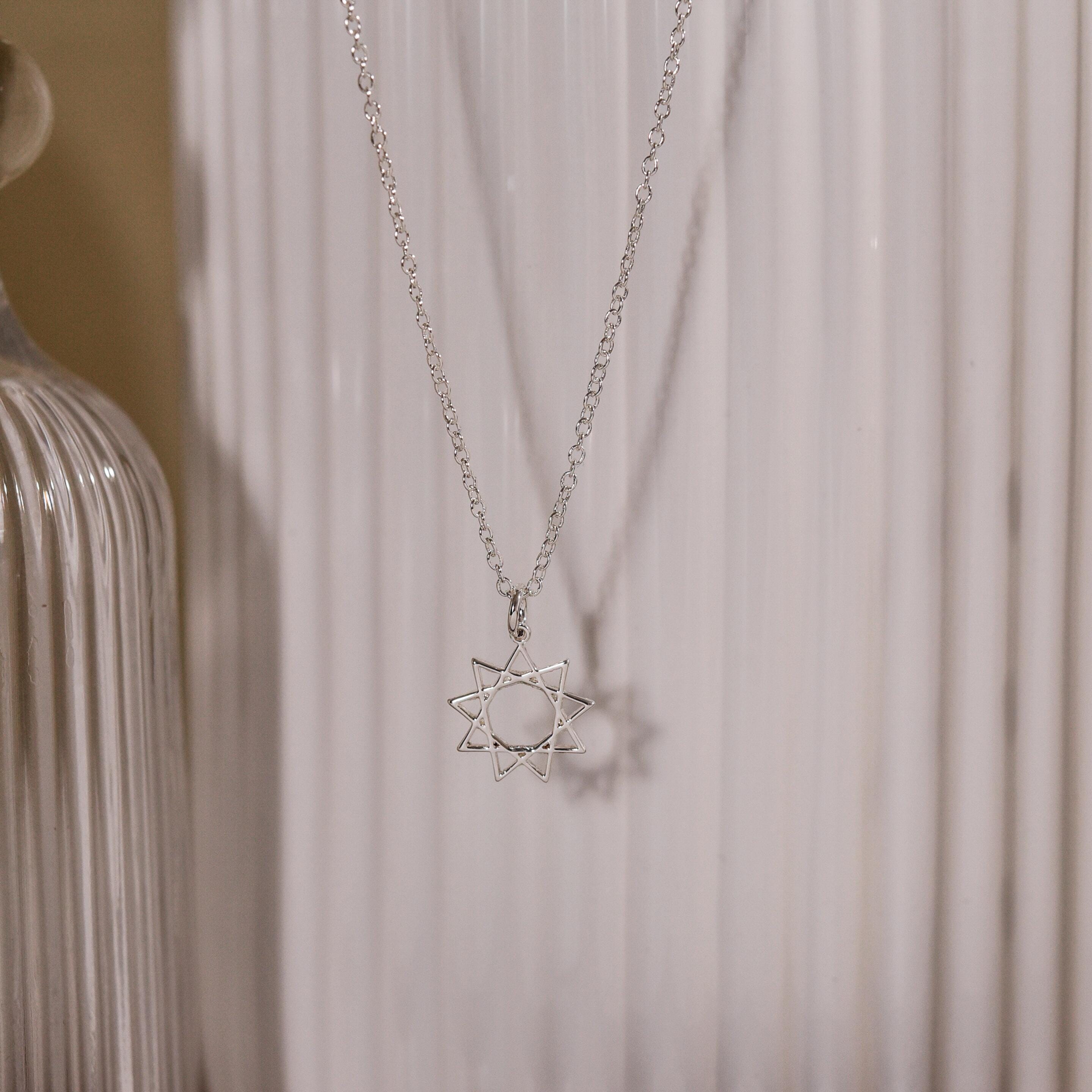 Baha'i Faith Necklace, Nine Point Bahai Star Necklace, Silver Baha'i Necklace, Gifts for Her, Wedding Gifts, Birthday Gifts, GS0039