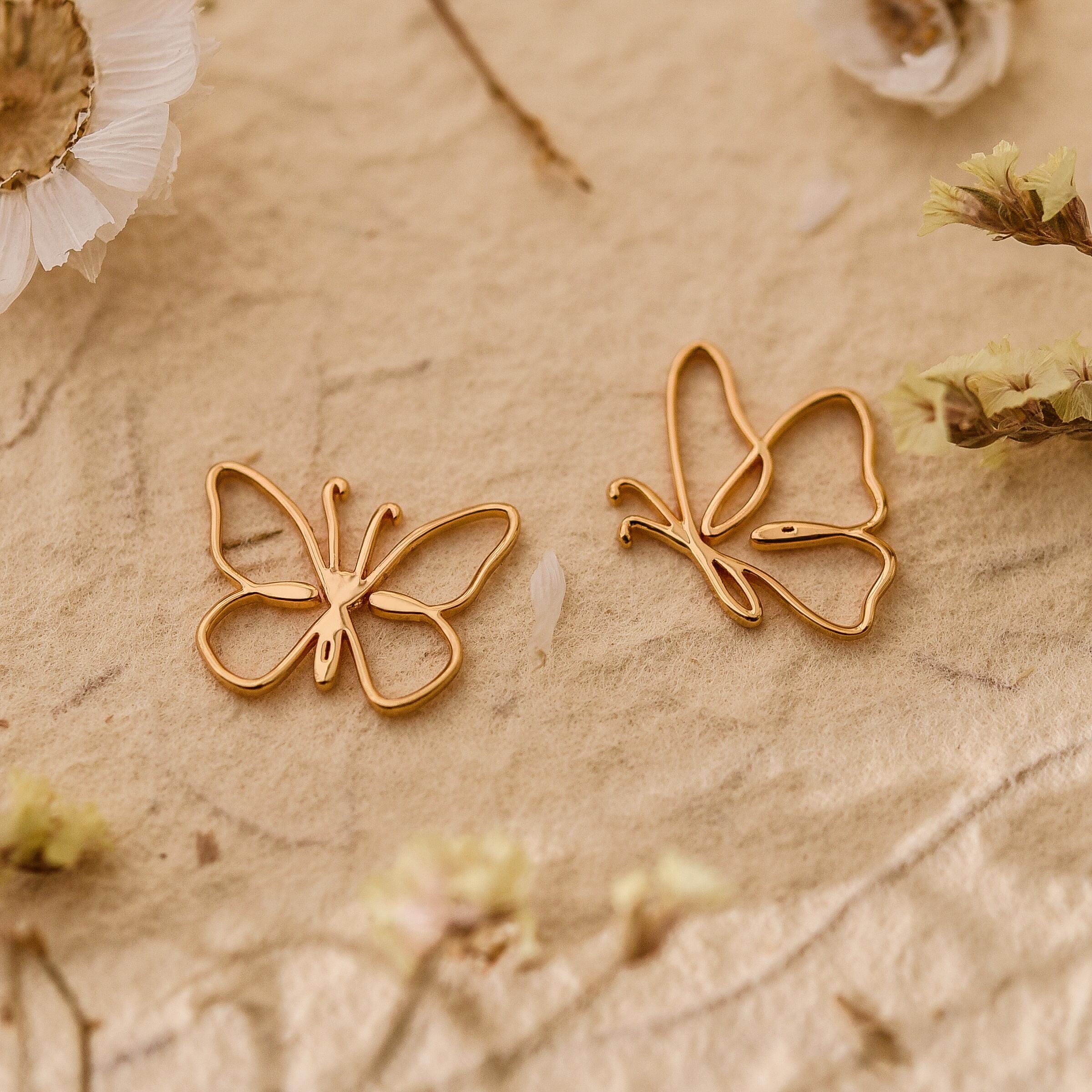 Minimalist Butterfly Necklace