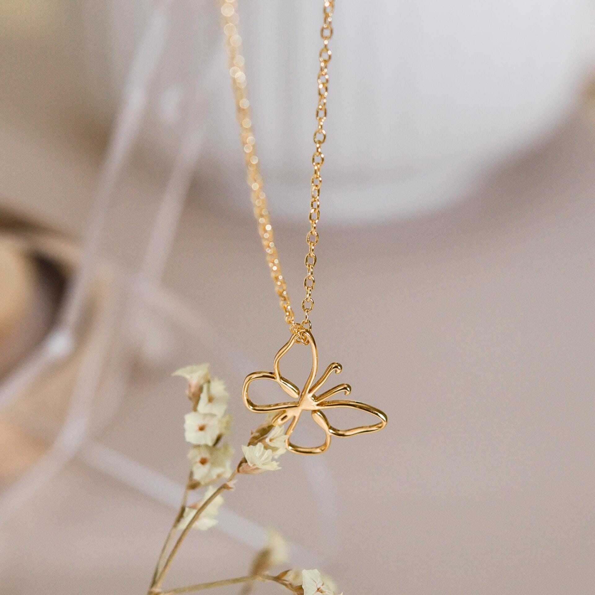 18K Gold Butterfly Necklace, Dainty Butterfly Pendant Necklace, Minimalist Butterfly Necklace, Mothers day Gifts, Bridesmaid Gift, GS0042