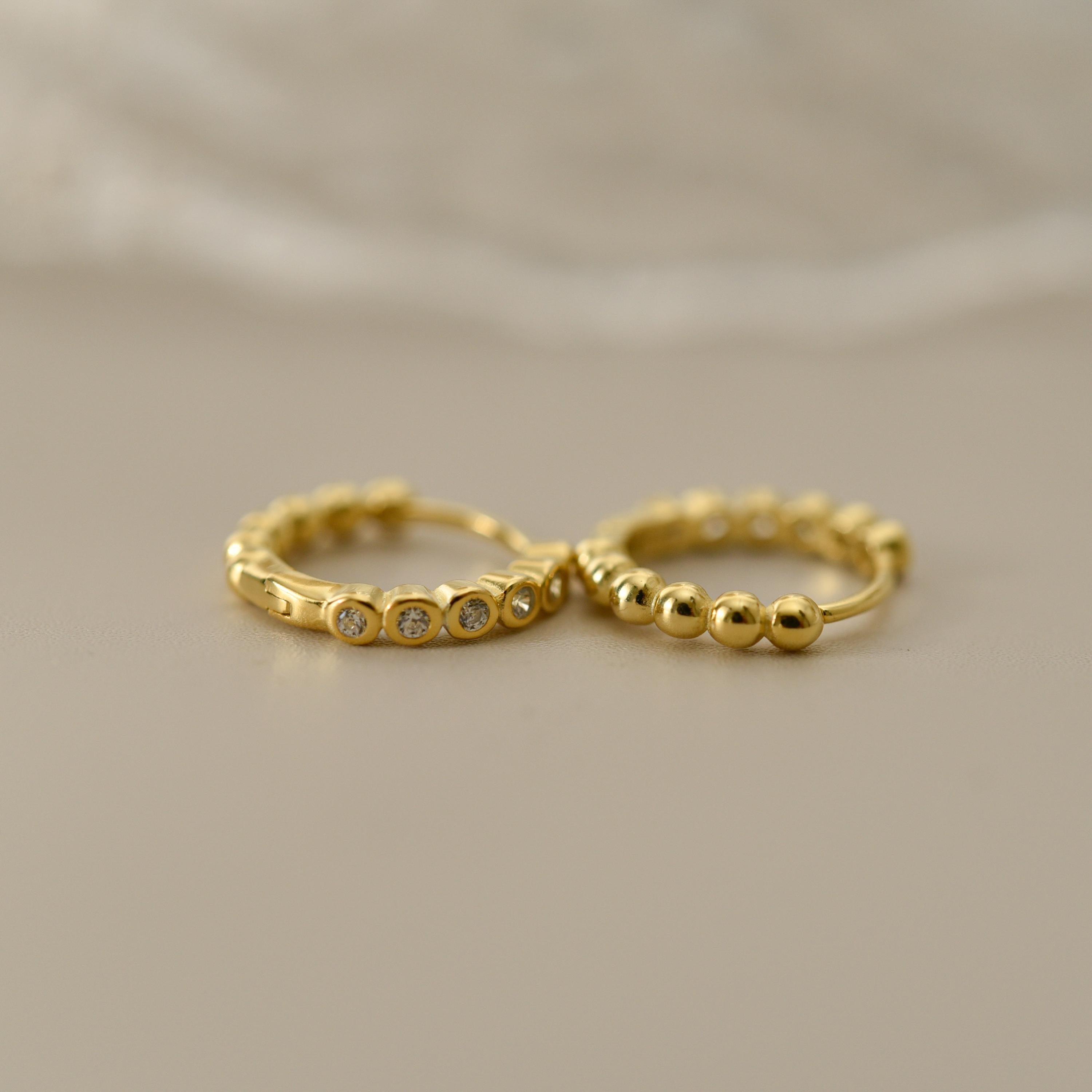 Beaded Huggie Earrings, Sphere Huggie Earrings, CZ Diamond Earrings, Huggie Hoop, Minimalist Jewelry, Birthday Gift, Wedding Gifts, K0089