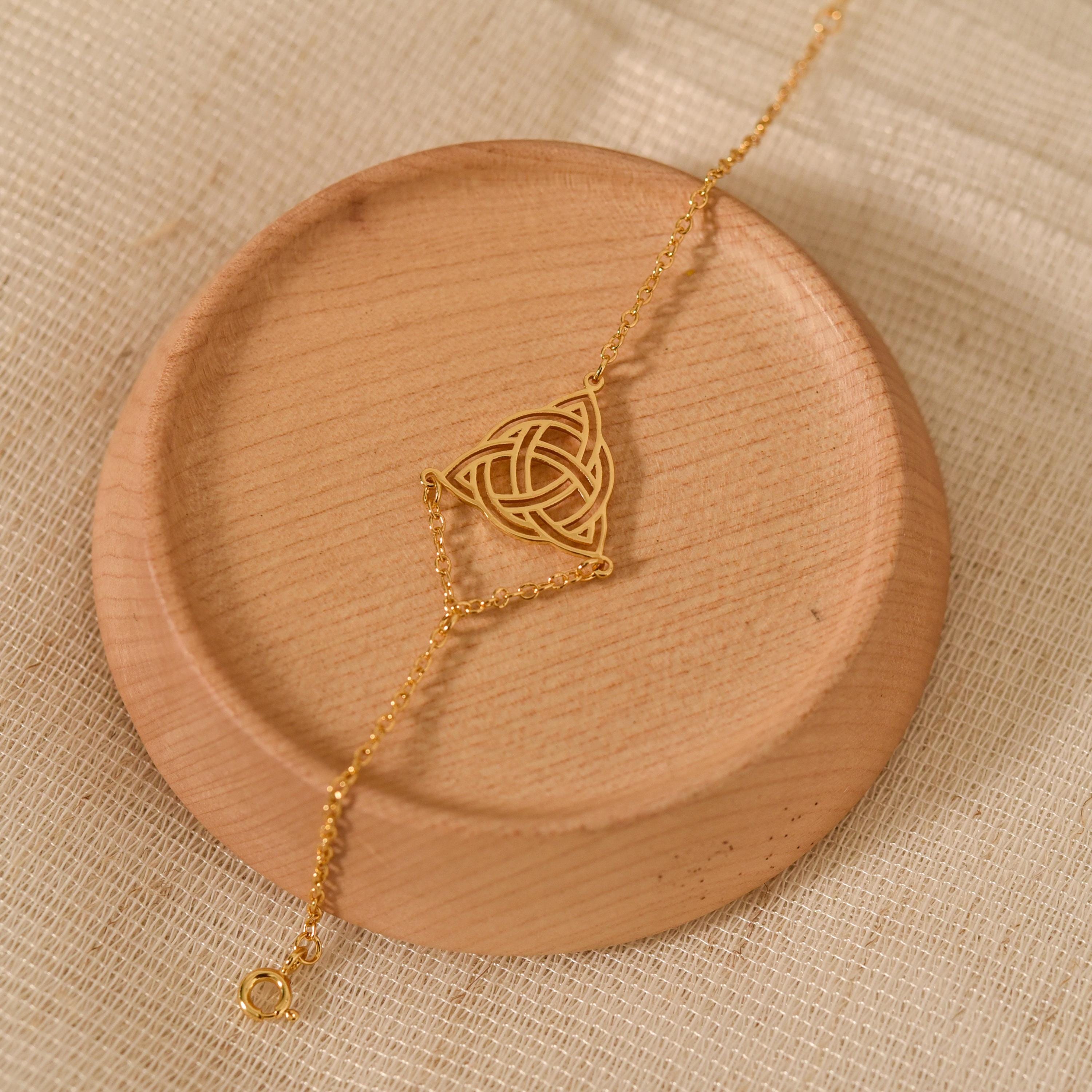 18K Gold Triquetra Bracelet, Celtic Knot Jewelry, Trinity Symbol Bracelet, Norse Viking Jewelry, Spiritual Gift for Women and Men, GS0116