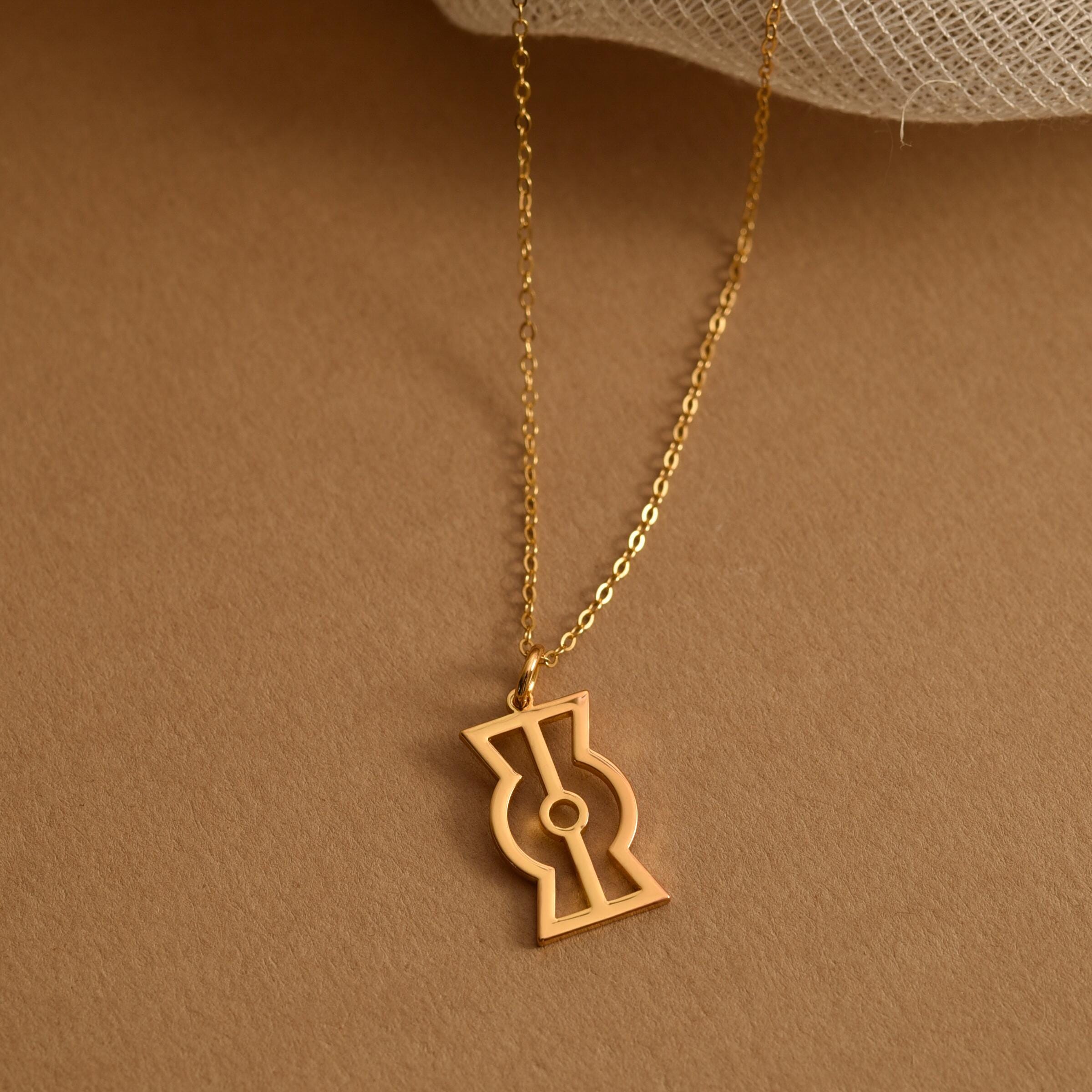 Ollin-Movement Necklace