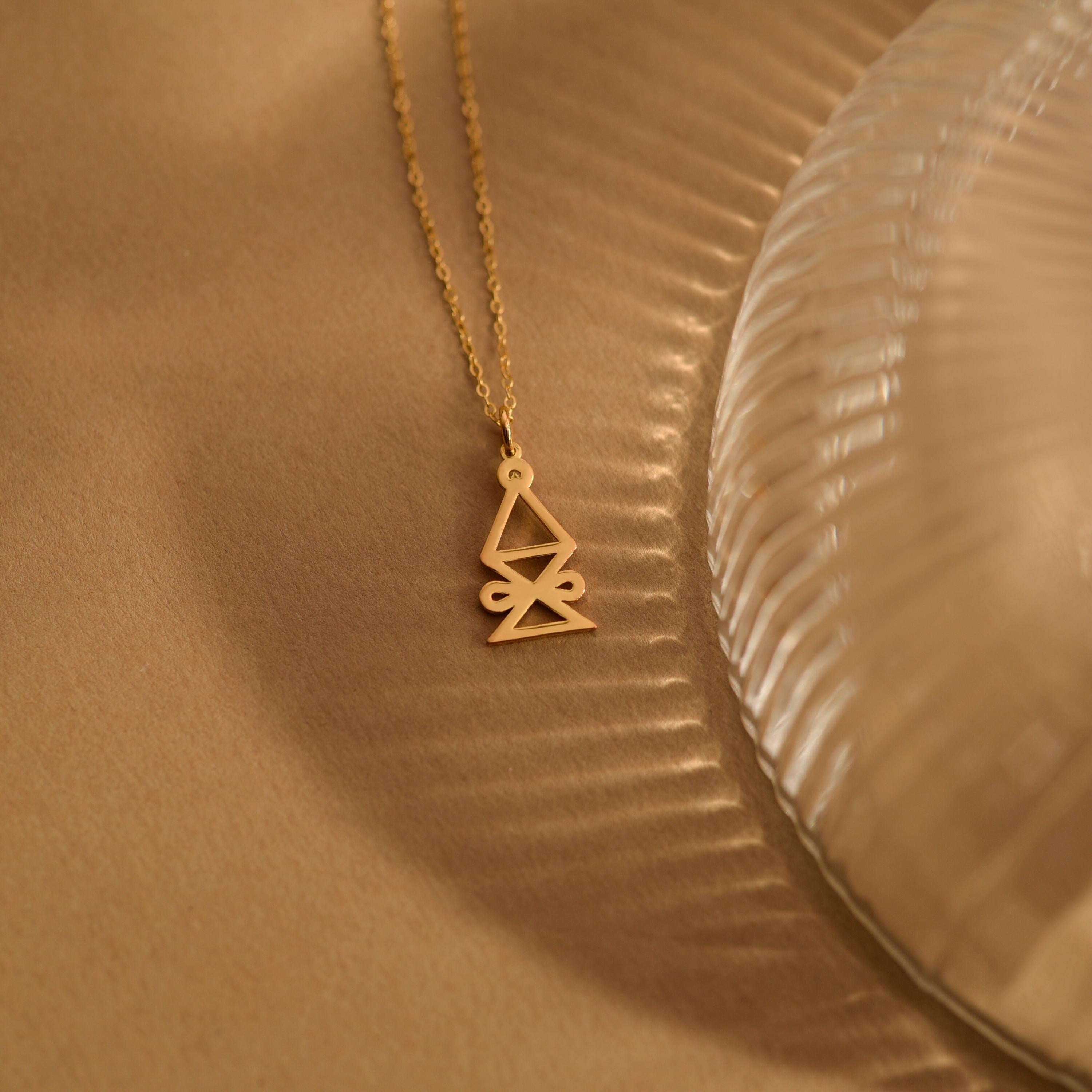 Halu Necklace