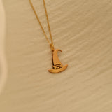 itch Hat Pendant Necklace