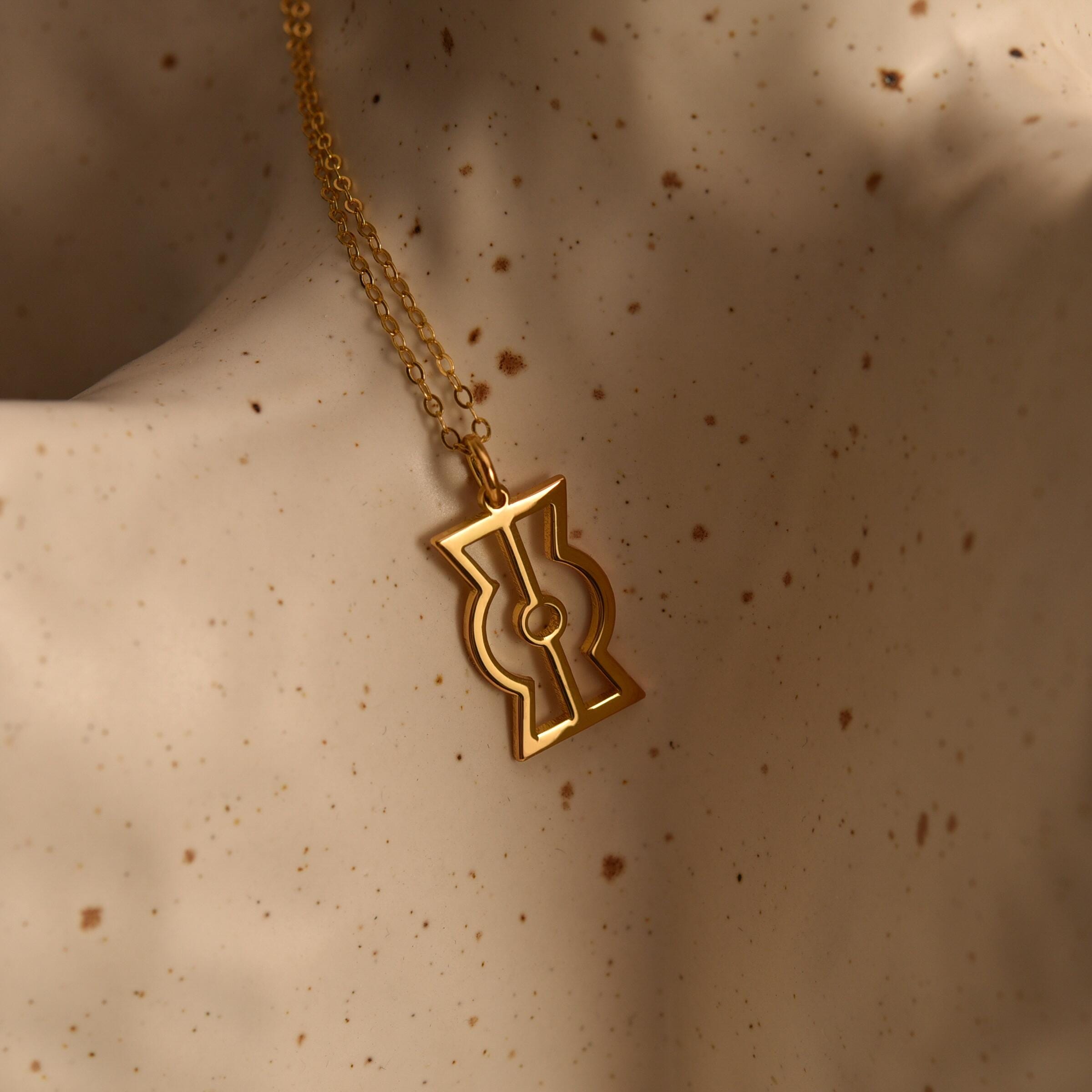 Ollin-Movement Necklace