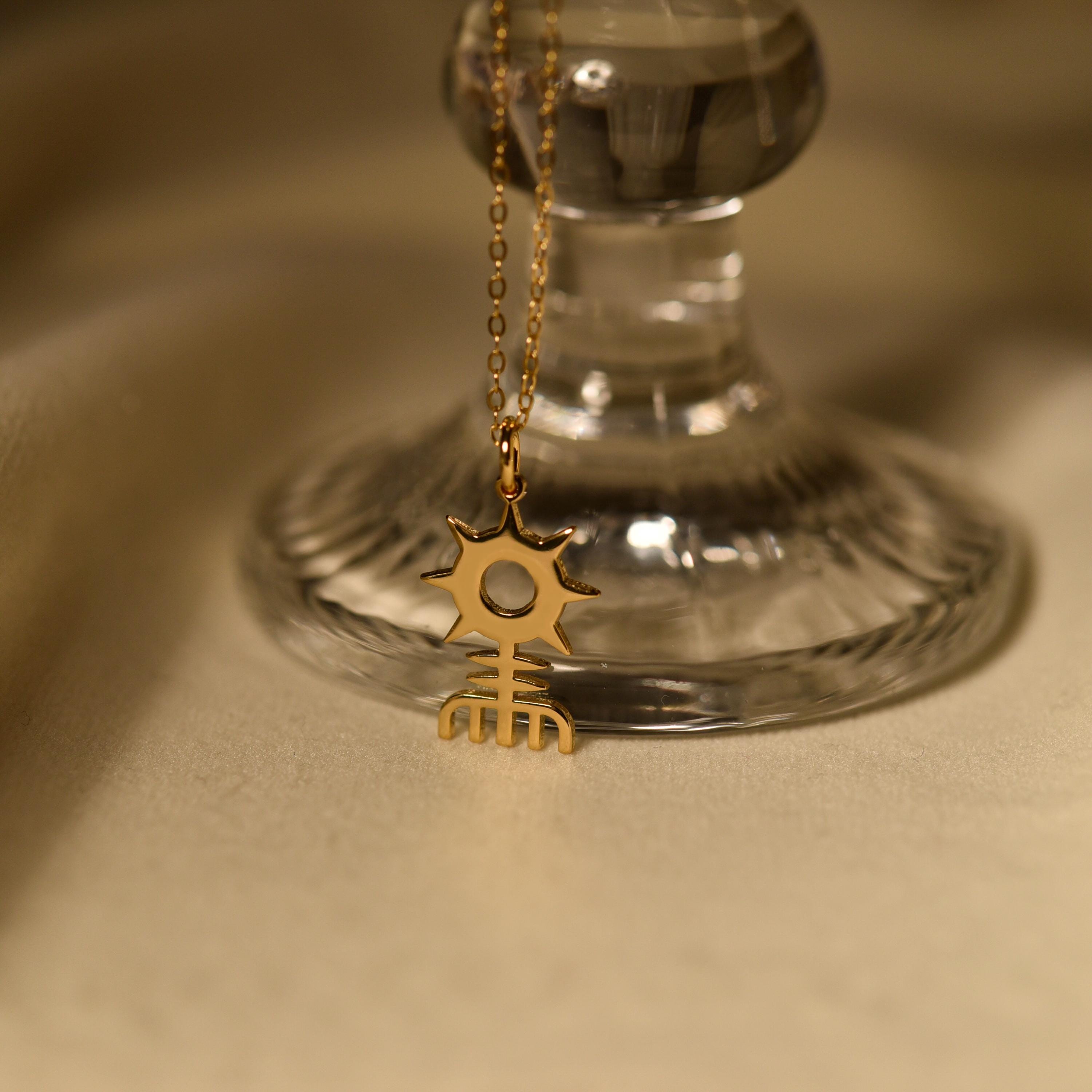 Aztec Sun Symbol Necklace, Cultural Motif Pendant, 18K Gold Plated on Sterling Silver, GS0269